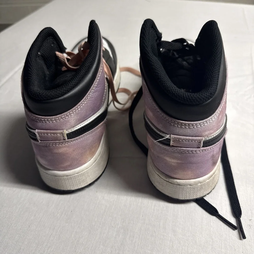 Size 10 - Jordan Mid SE Zen Master DM1200-001